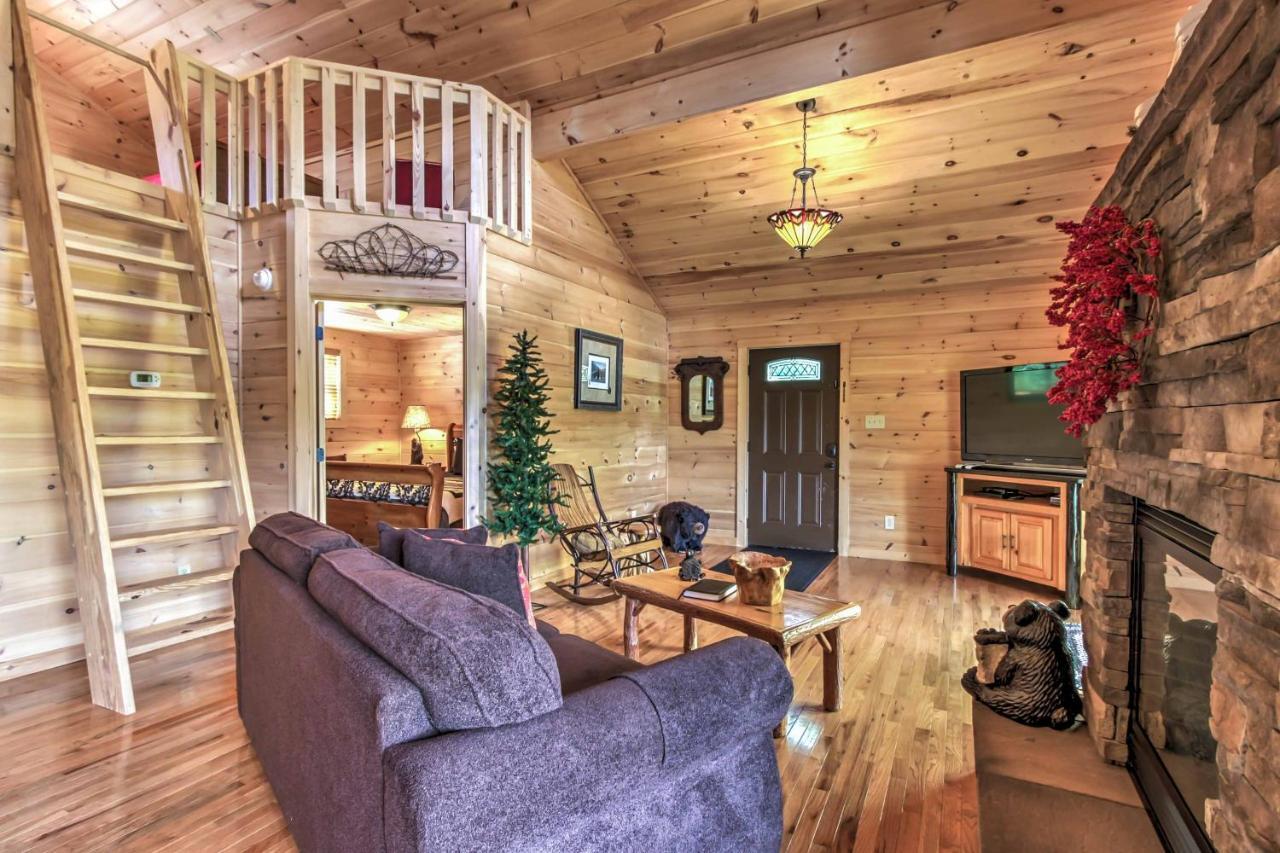 Private Sevierville Cabin With Mountain Views And Loft Ngoại thất bức ảnh